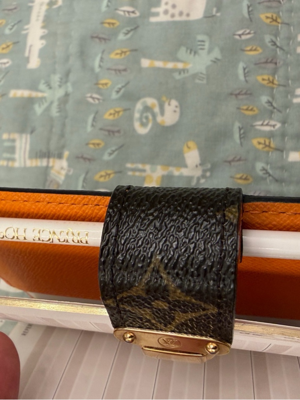 Louis Vuitton Agenda Pm (PRICE FIRM) - Picture 8 of 16